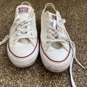 Converse low top